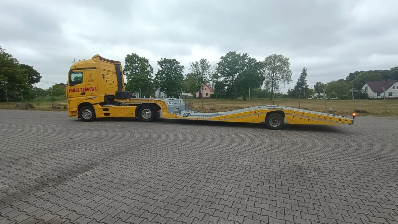 Flota ciągników siodłowych